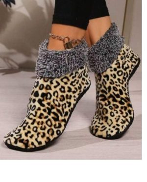 2 Pcs Of Women's Plush Winter Leopard Print Thermal Lined Slipper Leg Covers
